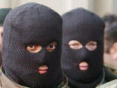 Двоє у масках пограбували ужгородця в центрі міста