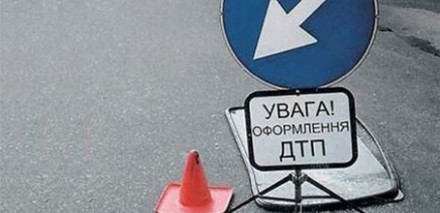 На Житомирщині закарпатець на "Фольксвагені" смертельно травмував двох пішоходів 