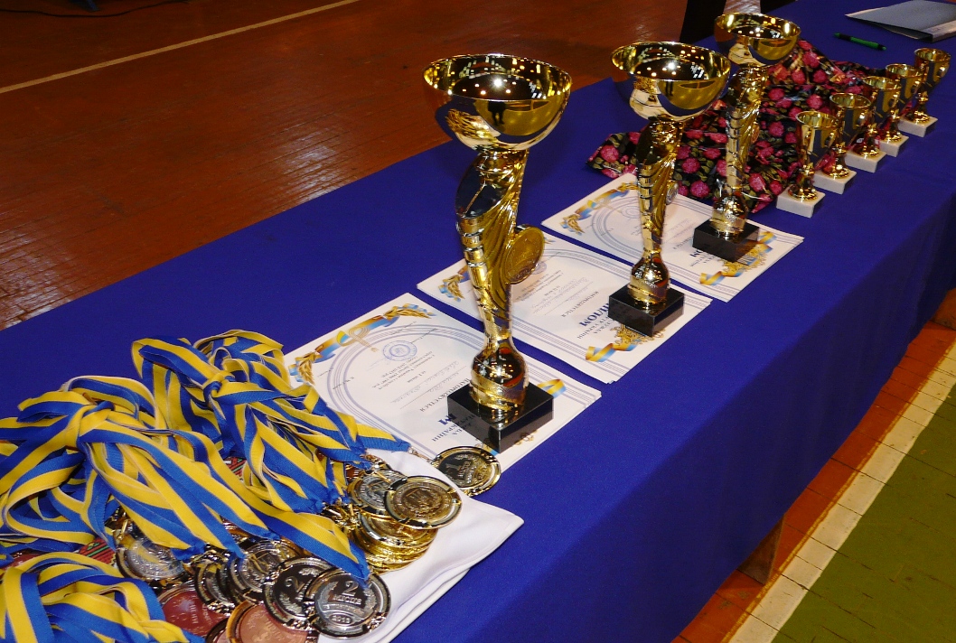 В Ужгороді визначили переможців Всеукраїнських змагань серед юних гандболісток (ФОТО)