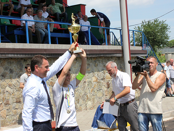 В Ужгороді відбувся фінальний матч Дитячо-юнацької футбольної ліги Закарпаття серед юнаків