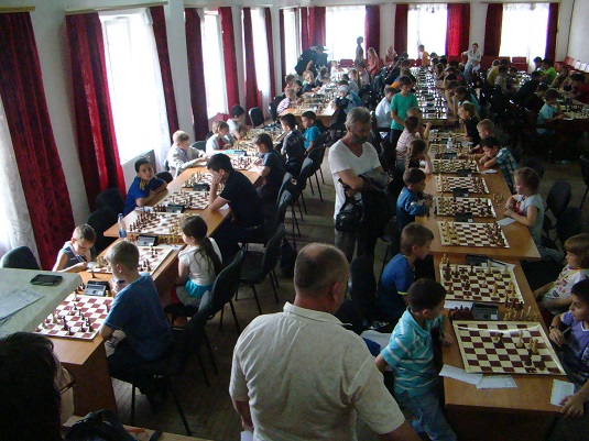 Учора стартував шаховий фестиваль  «Мукачівське літо 2013» (ФОТО)