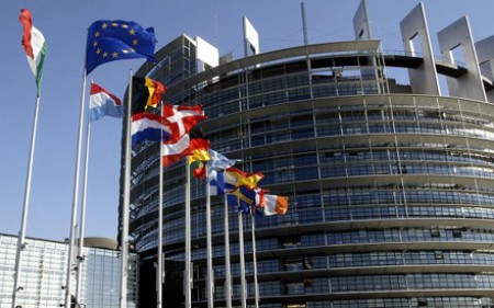 Комітет Європарламенту проведе екстрене засідання щодо Єгипту й України