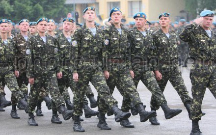 46% українців готові збройно відстоювати цілісність країни (ОПИТУВАННЯ) 