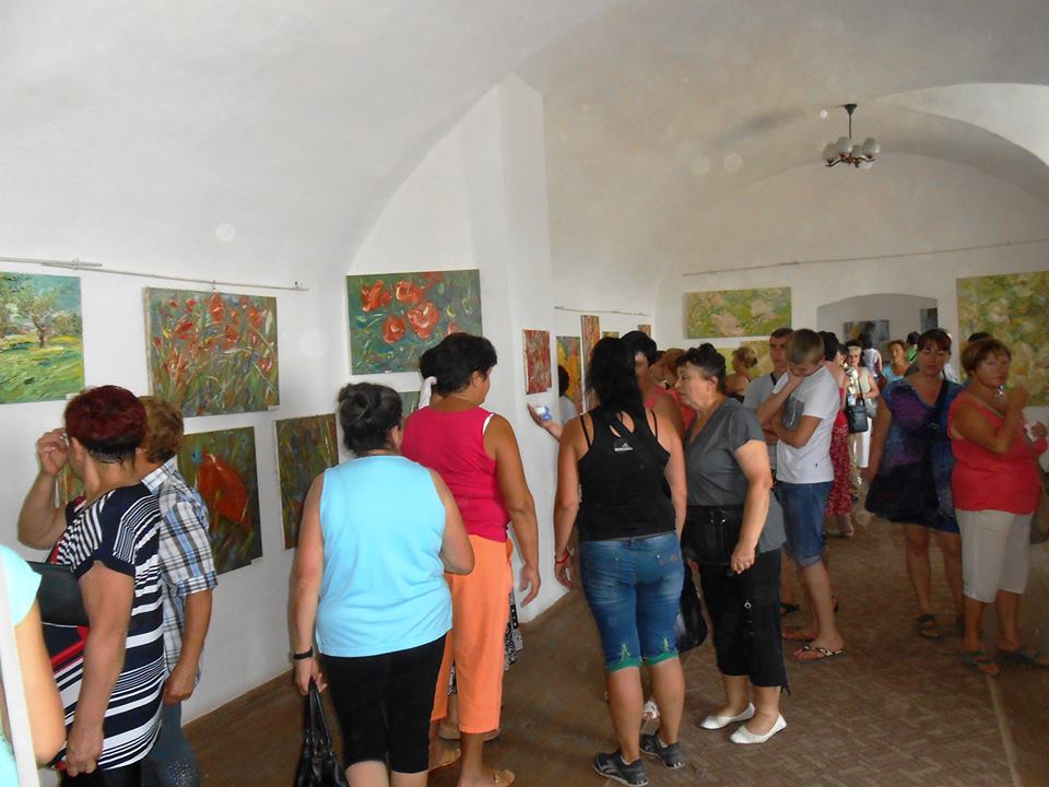 У галереї Мукачівського замку презентували "Артвізитівку України" (ФОТО)
