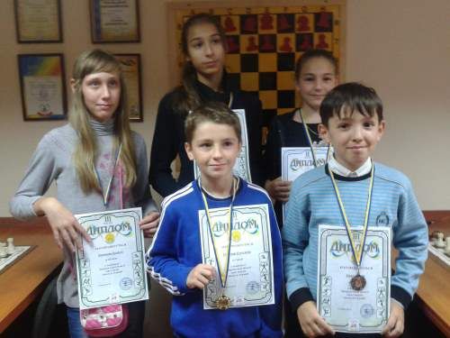 Відбувся чемпіонат Закарпаття з шахів серед дітей до 14 років (ФОТО)