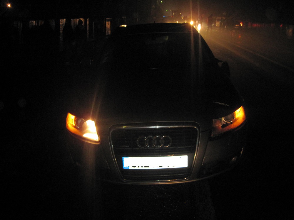 У Ракошині, де через борги відключили світлофори, авто травмувало дівчину (ФОТО)