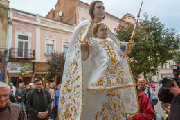 До Ужгорода із угорського Сенткуту прибула фігура Чудотворної Пресвятої Богородиці (ФОТО, ВІДЕО)