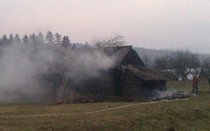 На Воловеччині пожежники двічі рятували один і той самий будинок (ФОТО)