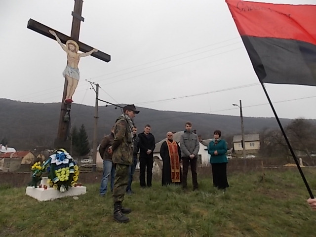 Перечинська «Свобода» провела мітинг-реквієм біля могили карпатських січовиків поблизу Ворочева (ФОТО)