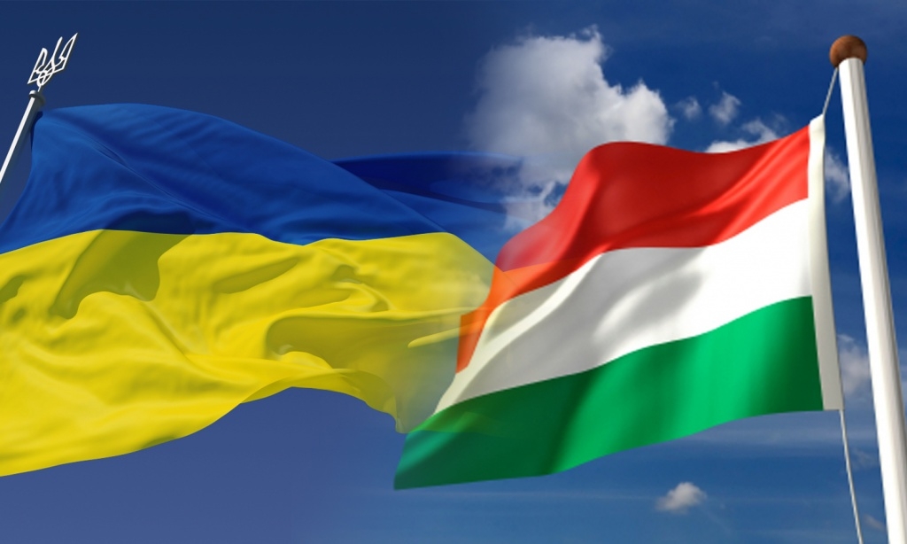 "Ми знаємо, хто зацікавлений в угорсько-українських провокаціях, і їх не допустимо" – ЗАЯВА ЗАКАРПАТЦІВ (ВІДЕО)