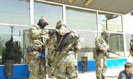 Терористи захопили міліцію і міськраду у Костянтинівці і планують сьогодні захопити ще 5 міст