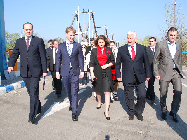 На Закарпатті хочуть відновити зруйнований міст через Тису між Україною та Румунією