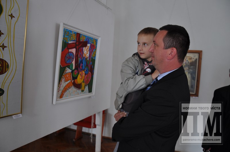 У Мукачеві відкрилася великодня виставка художників міста (ФОТО)