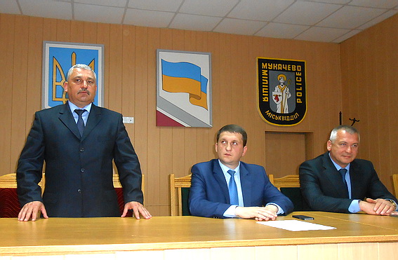 Мукачівському міськвідділу міліції представили нового тимчасового начальника - Шимоняка (ФОТО)