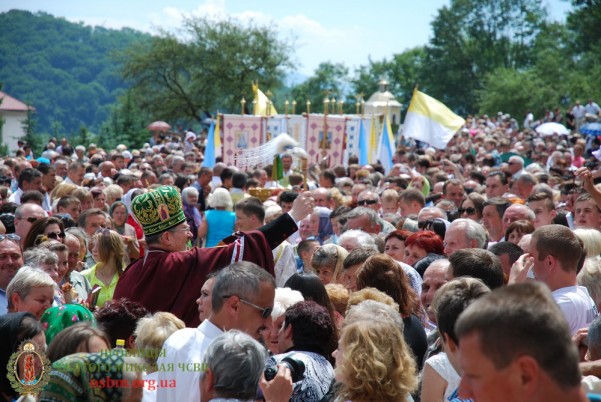 У Малоберезнянському монастирі пройшли урочисті святкування празника Зіслання Святого Духа (ФОТО)
