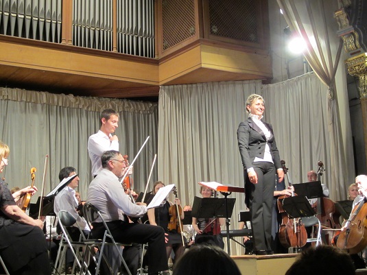 Симфонічний оркестр обласної філармонії дав концерт «Історії кохання» (ВІДЕО)
