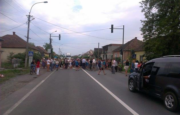 У Сокирниці дорогу розблокували, натомість блокують в Крайникові і Стеблівці