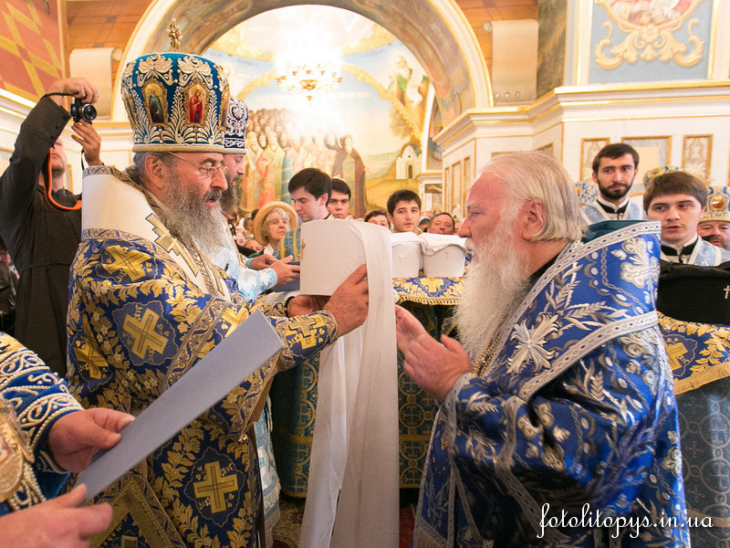 Архієпископ Хустський і Виноградівський Марк став митрополитом (ФОТО)