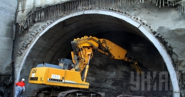 Прокладено вже понад 500 м колії нового Бескидського тунелю