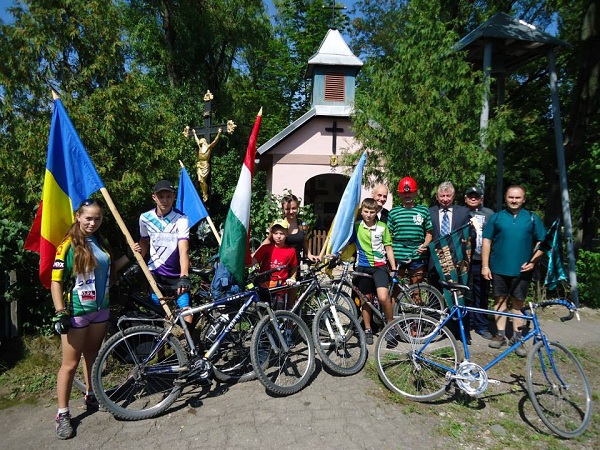 У Солотвині до Дня шахтаря організували дуатлон - біг та велозаїзд (ФОТО)