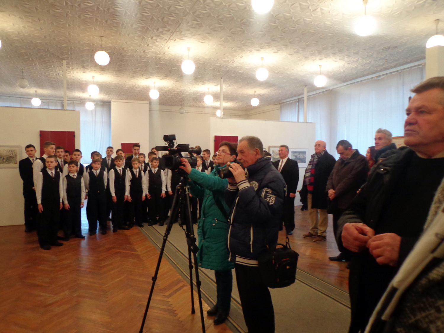 У Мукачеві відкрилася виставка народного художника України Андрія Чебикіна (ФОТО)