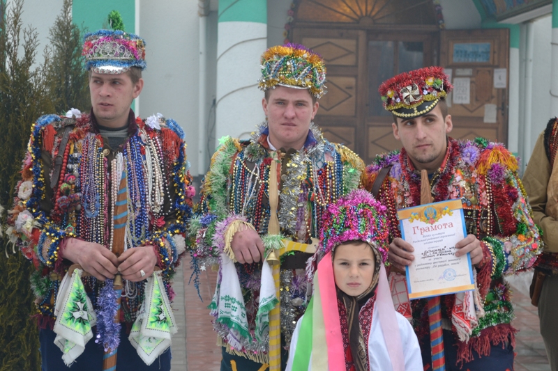 На Рахівщині відбувася традіційний фестиваль піснеспівів та бетлегемів "Ой радуйся, земле!" (ФОТО)
