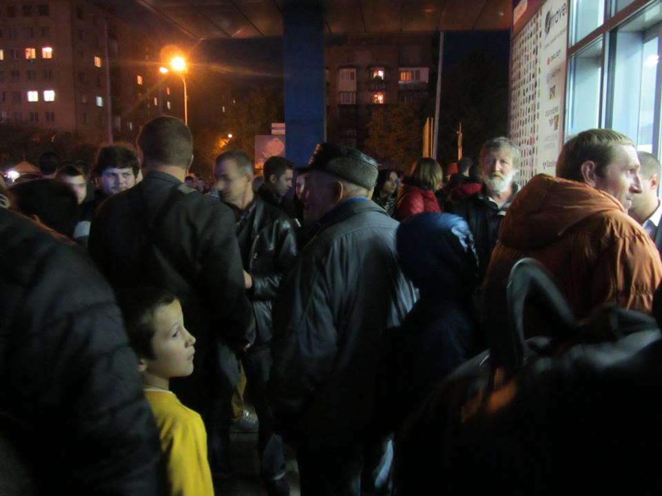 В Ужгороді під час пожежі на концерті в "Токіо" евакуювали 213 людей