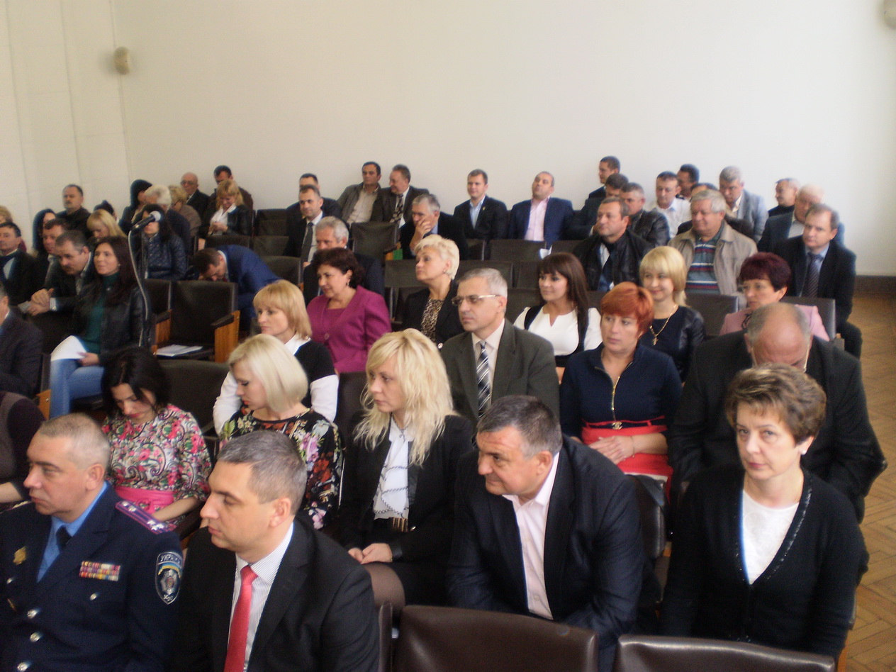 На останній сесії Ужгородської райради депутати прийняли у власність району залізничну лікарню в Ужгороді (ФОТО)