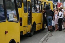 У засіданні виконкому в Ужгороді через неголосування за умови конкурсу з пасажирських перевезень оголошено перерву 
