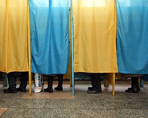 В Ужгороді за півдня надійшло 20 заяв щодо здійснення підкупу на виборах (ВІДЕО)