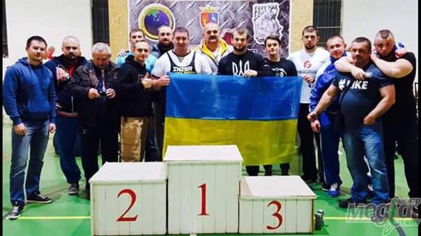 Студент УжНУ здобув призове місце на міжнародному змаганні з паверліфтингу в Угорщині (ФОТО)