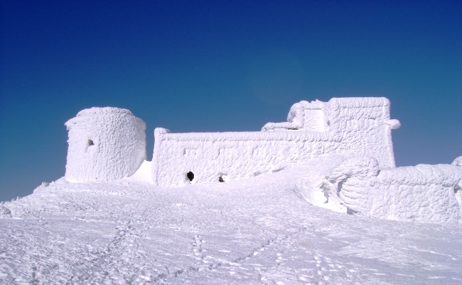 Будівлю історичної обсерваторії на горі Піп Іван закрили на консервацію 