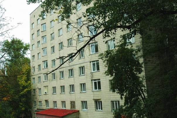 "Патент" претендував на право власності на гуртожиток по Джамбула в Ужгороді тепер у львівській "апеляції" 