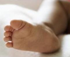 На Тячівщині у Бедевлі раптово померла 3-місячна дівчинка, фахівці з'ясовують причину