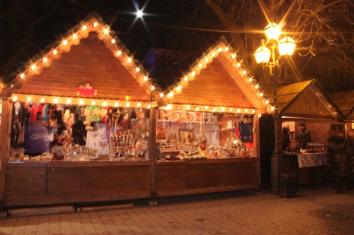 Від п’ятниці, 18 грудня, в Ужгороді працюватиме новорічно-різдвяний ярмарок