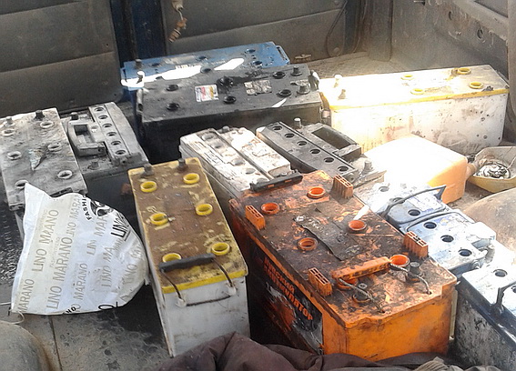 На Ужгородщині з підприємства винесли 11 акумуляторів, 100 л мастила, запчастин та інструментів на 40 тис грн (ФОТО)
 