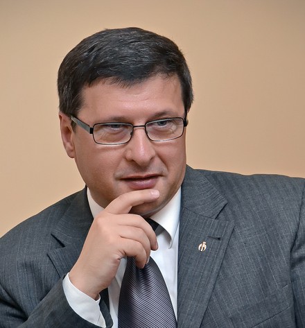 Заступником голови і керівником апарату Закарпатської ОДА офіційно став екс-"губернатор" Кіровоградщини Петік