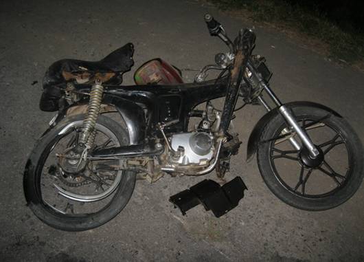 На Закарпатті внаслідок ДТП за участі мопеда і скутера травмувалися 4 людей (ФОТО)