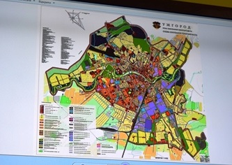 Ужгородській міськраді заборонено до 20 жовтня затверджувати коригування до генерального плану Ужгорода