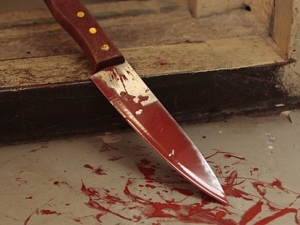 На Закарпатті жінка вбила співмешканця кухоним ножем