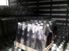 На посту ДАІ на Воловеччині затримали "МАН" із 19 тис пляшок "бездокументної" горілки