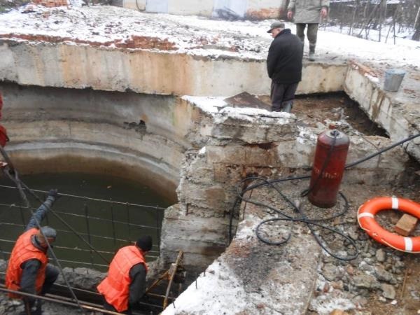У Берегові завершують реконструкцію каналізаційно-насосної системи, яка допоможе врятувати канал Верке (ФОТО)