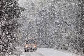 Через очікувані сильні снігопади та ожеледицю на Закарпатті оголосили штормове попередження