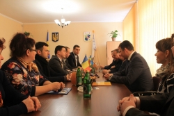 У Виноградові під час зустрічі з румунською делегацією говорили про відновлення пункту пропуску у Хижі