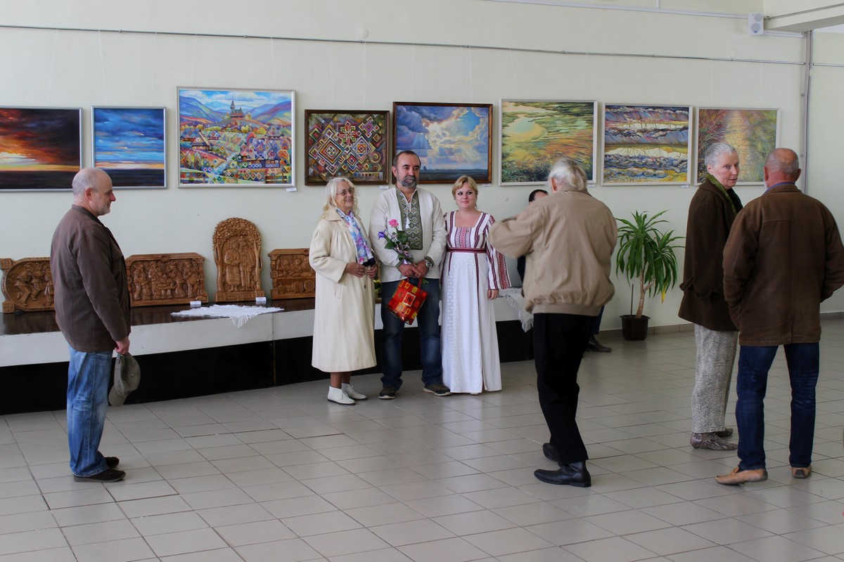 В Ужгороді відкрилася ювілейна виставка митця з Берегова Анатолія Сакалоша (ФОТО)