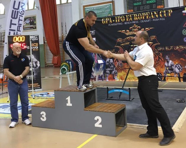 Закарпатець виборов "золото" чемпіонату Європи з пауерліфтингу в Угорщині (ФОТО, ВІДЕО)