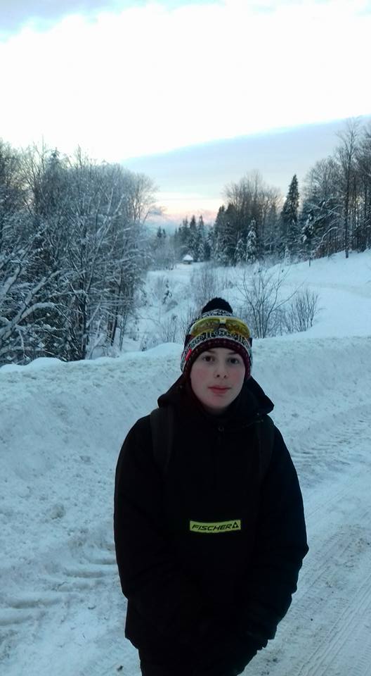 Хворий на гемофілію хлопчик з Мукачева в 350-кілометровому лижному переході через Карпати вже здолав два перевали (ФОТО, ВІДЕО)