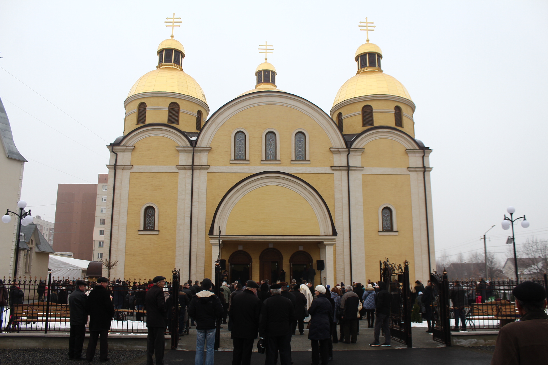 У Мукачеві урочисто освятили Собор Cвятих Кирила і Мефодія (ФОТО)