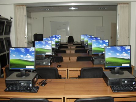 У День Святого Миколая для шкіл Закарпаття мають передати 885 комп'ютерів