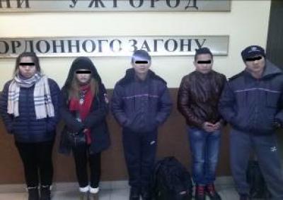 В Ужгороді на квартирі затримали 5 нелегалів з В’єтнаму (ФОТО)